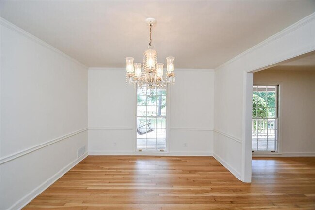 Building Photo - 17040 Birmingham Rd