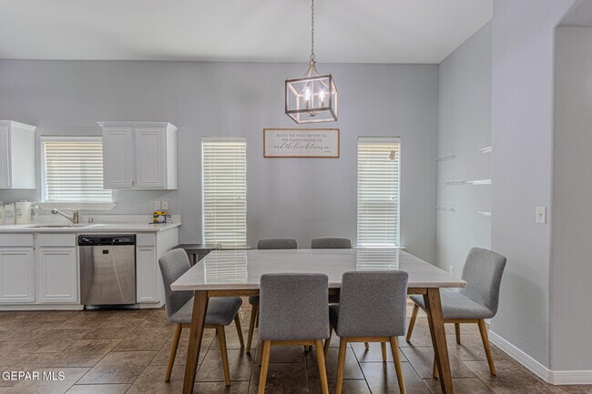 Building Photo - 3646 Grand Bahamas Dr