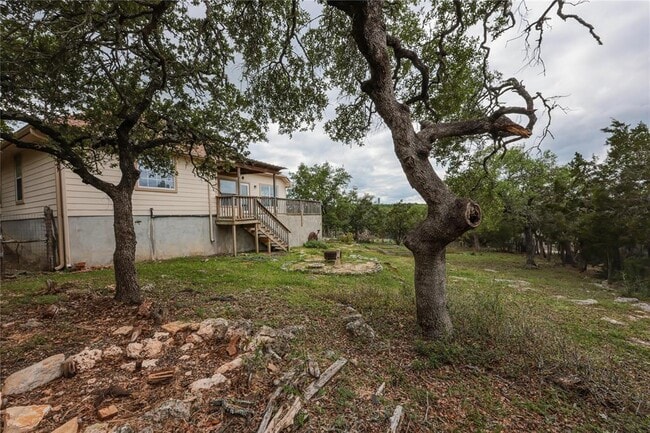 Building Photo - 8 Rosewood Cir