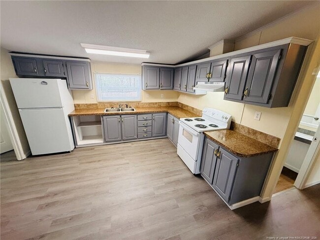 Building Photo - 37 Jefferson Ln