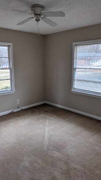 Building Photo - 2417 Ousley Ct