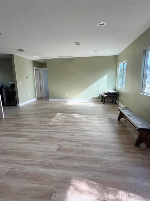 Building Photo - 4909 Aldama St