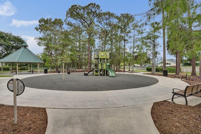 Building Photo - 1283 Barnstaple Cir