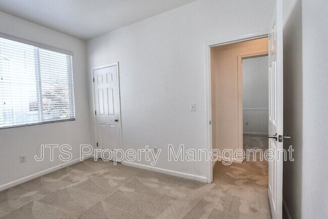 Building Photo - 3428 Trio Ln