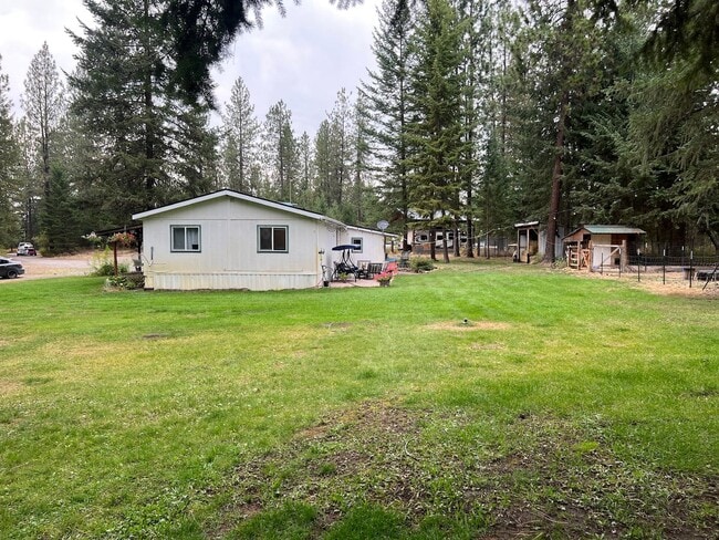 Building Photo - 39210 N Ponderosa Ln