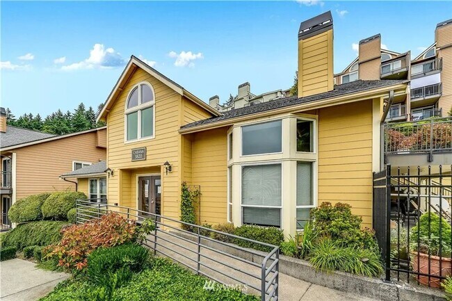 Building Photo - 3811 130th Ln SE