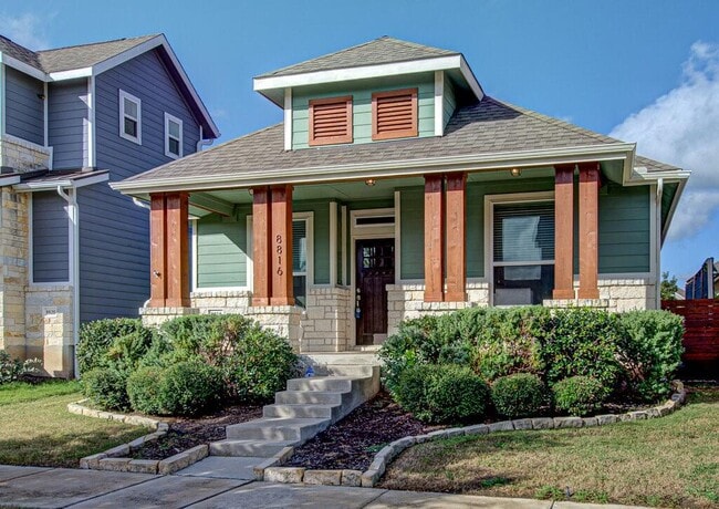 Building Photo - 8816 Blaze Dr