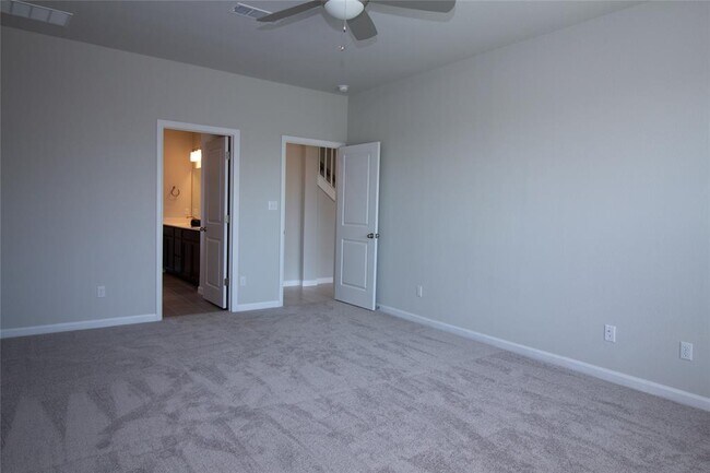 Building Photo - 105 Stone Fork Ln