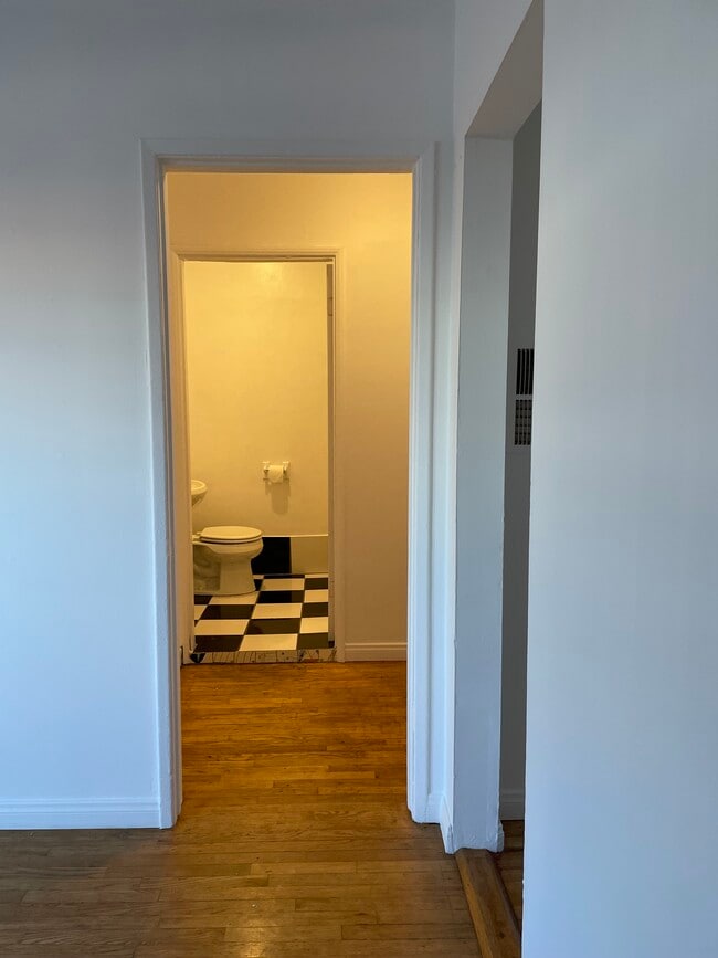 bathroom - 12861 Panama St