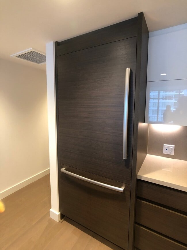 Building Photo - Insignia View - 2 Bedroom / 1.75 Bath w/ O...