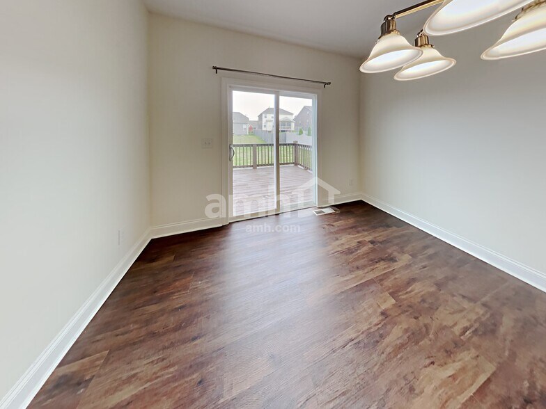 Building Photo - 7010 Bennett Dr.