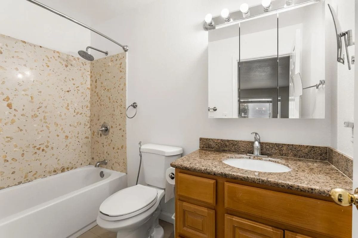 Building Photo - 7108 Coral Gables Cir