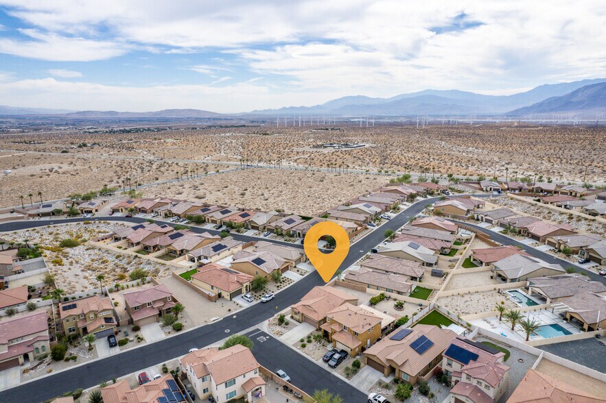 Building Photo - 62855 Kitetail Dr