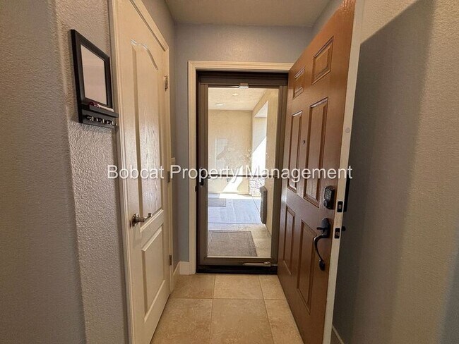Building Photo - 6515 Copper Mountain Dr