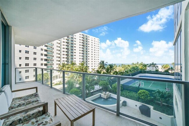 Building Photo - 3101 S Ocean Dr