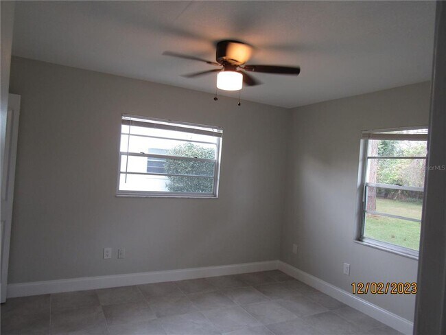 Building Photo - 17 Felter Ln