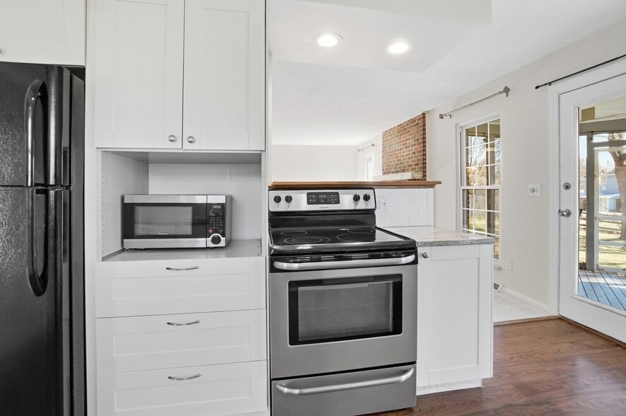 Building Photo - 1849 Lemontree Ln