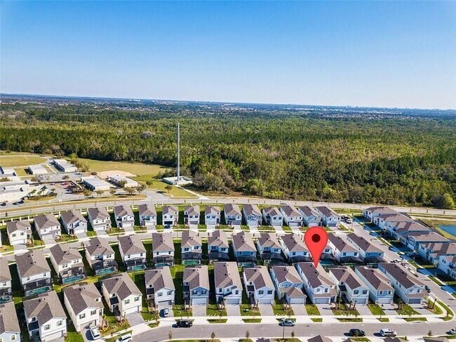 Building Photo - 2482 Dubai St