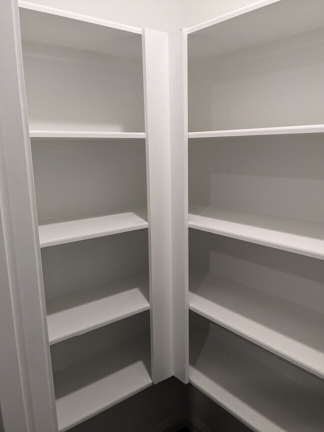 Large Walk-in Pantry for Storage - 16478 Valerie Marie Pl