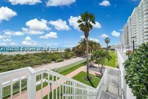 Building Photo - 5601 Collins Ave