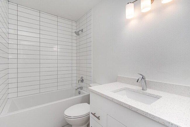 Building Photo - 6413 Sand Point Way NE