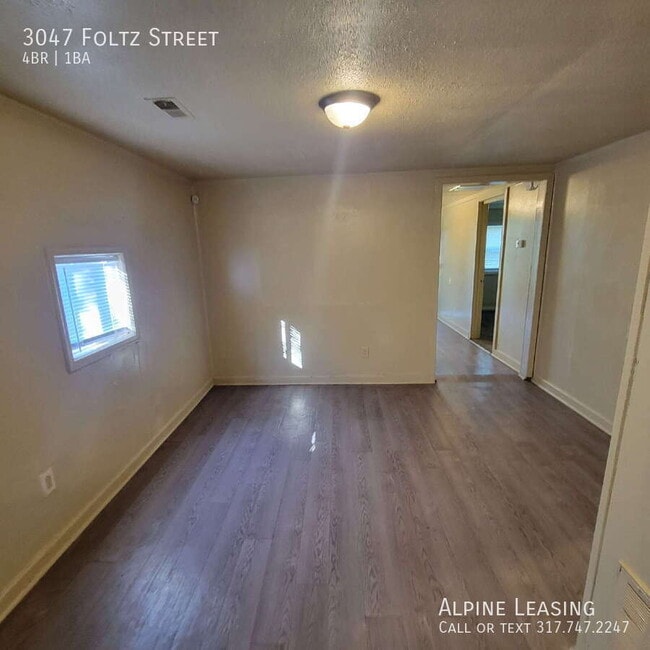 Building Photo - 3047 Foltz St