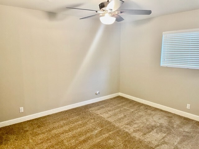 Building Photo - 45275 Sunset Ln