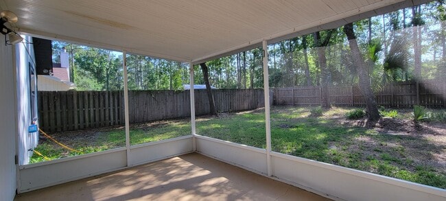Building Photo - 3 Bedroom/2 Bath Home in Cherry Tree
