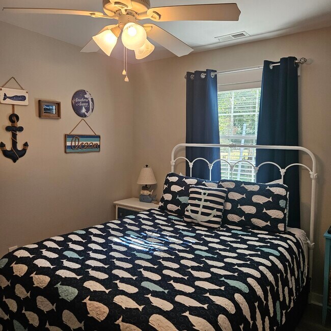 Building Photo - 608 Albemarle Rd