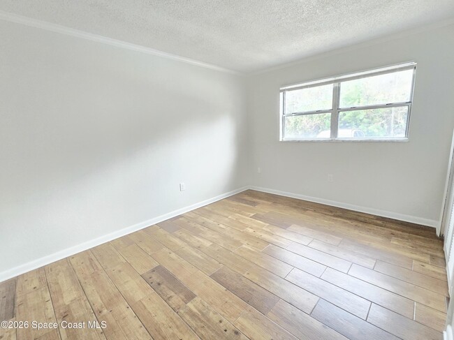 Building Photo - 3135 Shady Dell Ln