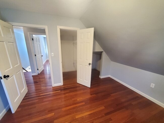 Building Photo - 112 Front St