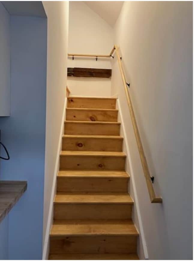 Building Photo - 21 E Lake Rd