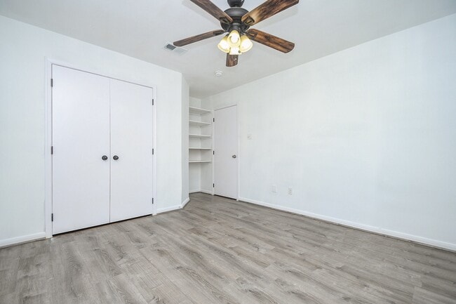 Building Photo - 3626 Stratford Town Ln