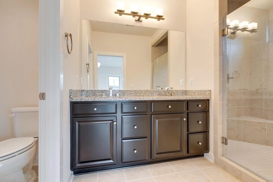 primary bathroom 2 - 7200 Holywell Lane
