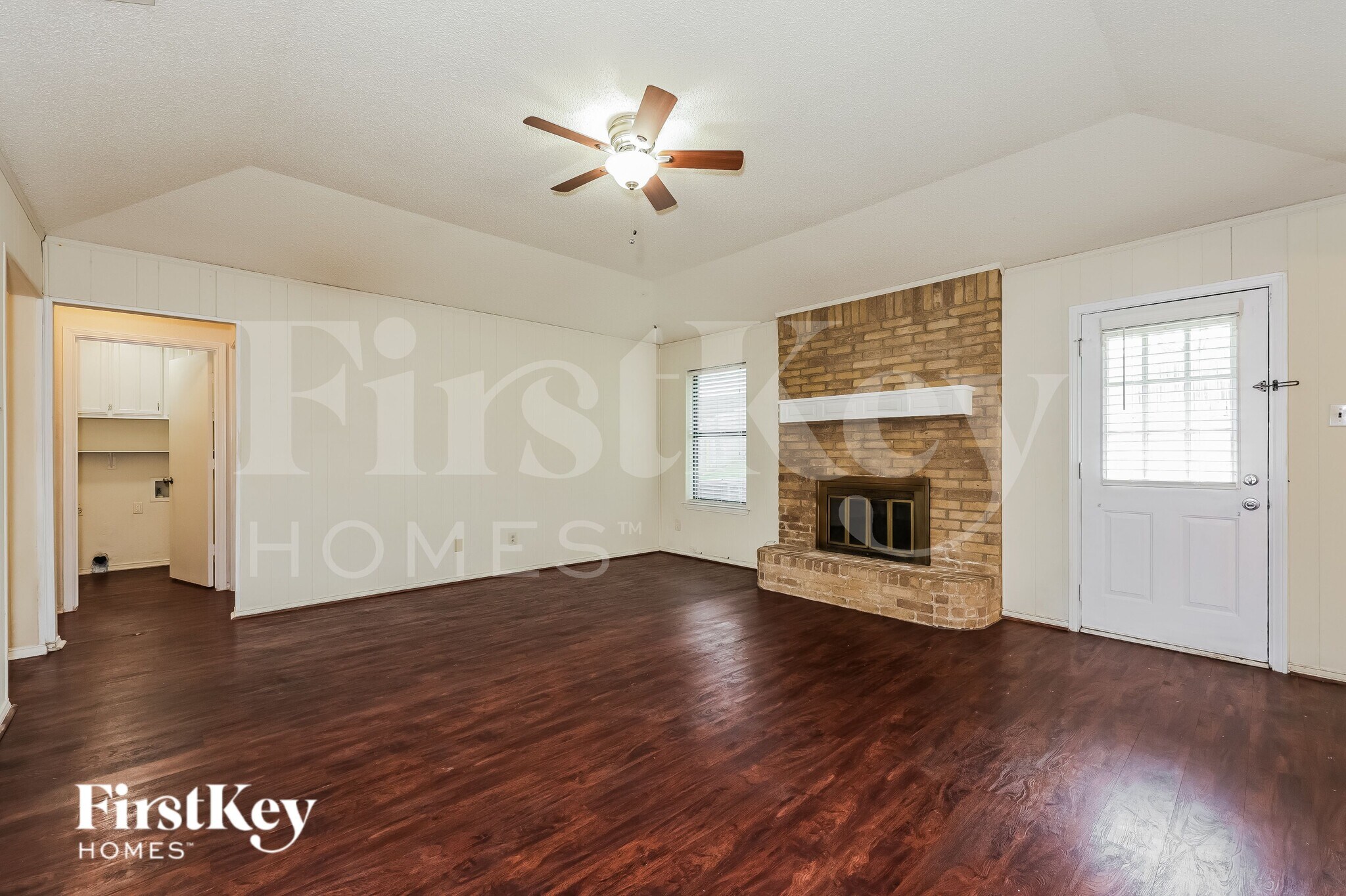 Building Photo - 6525 Constitution Dr