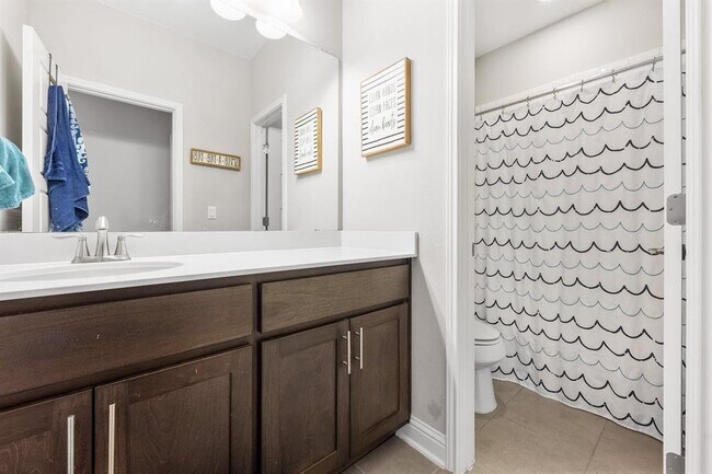 Building Photo - 12612 Cardinal Flower Dr