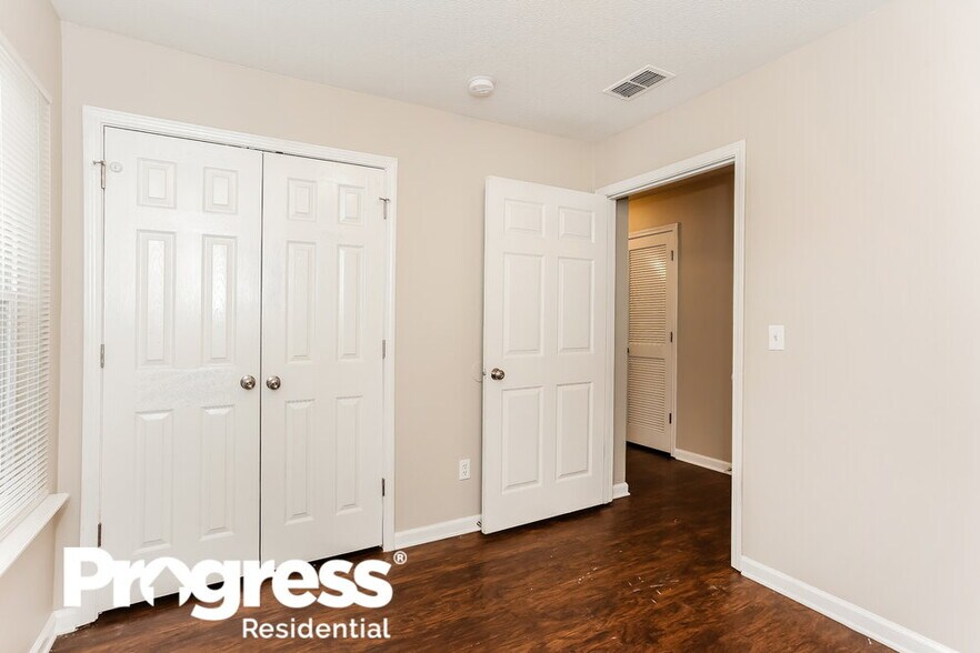 Building Photo - 3747 Peachtree St