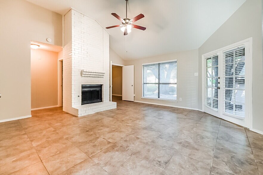 Building Photo - 5609 Winding Woods Trail