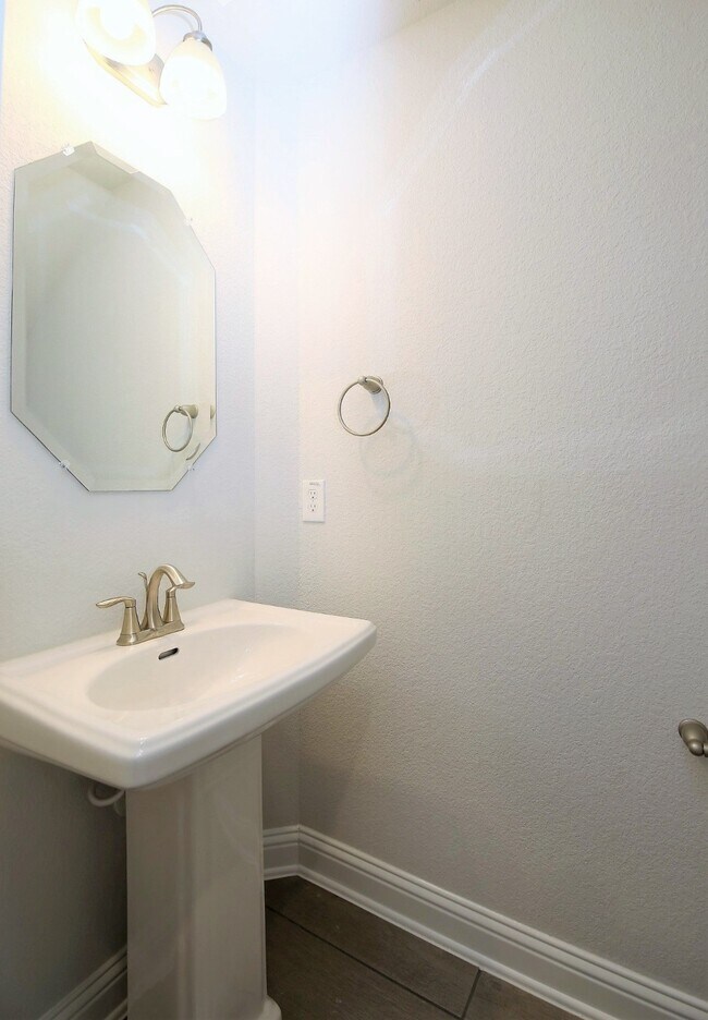 Building Photo - 59 Melon Summer Dr