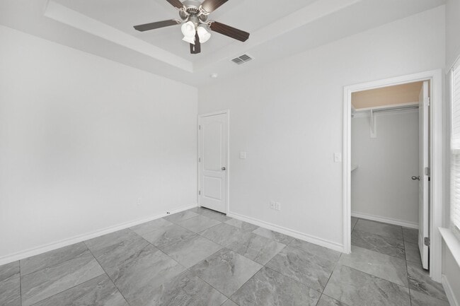 Building Photo - 7225 Sylvia Plath Dr