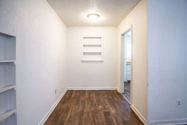 Building Photo - 3221 Baylor St