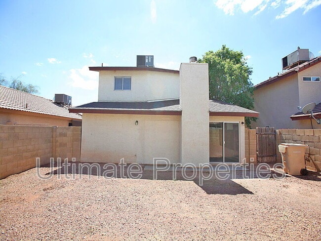 Building Photo - 8138 W Shangri La Rd