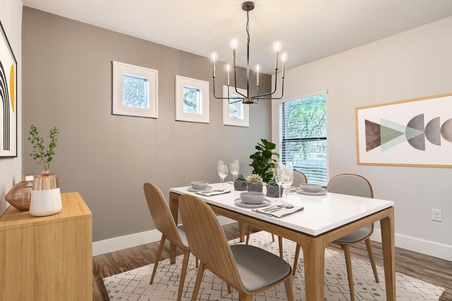 Building Photo - Gorgeous Tobin Hill North home near St. Ma...