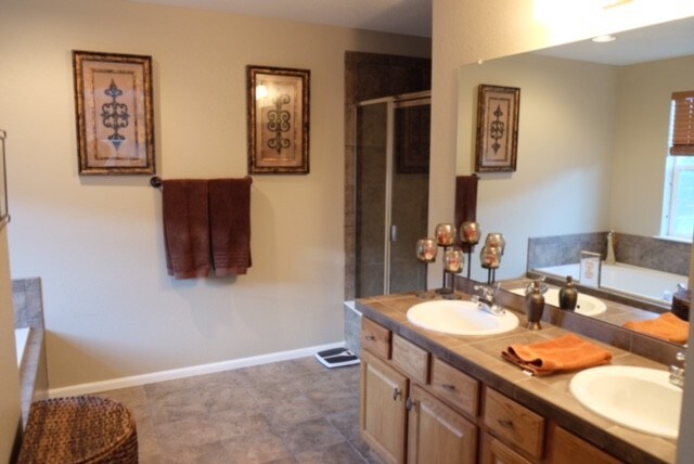 Building Photo - 9506 Cedarhurst Ln