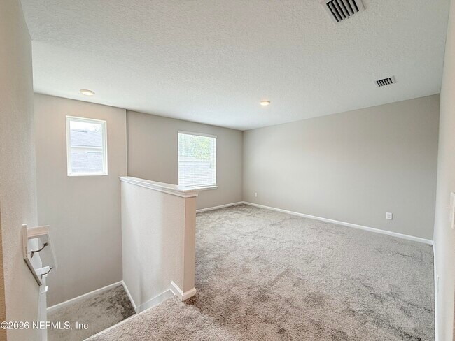 Building Photo - 878 Cedar Slough Dr