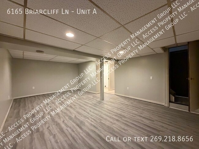 Building Photo - 6165 Briarcliff Ln