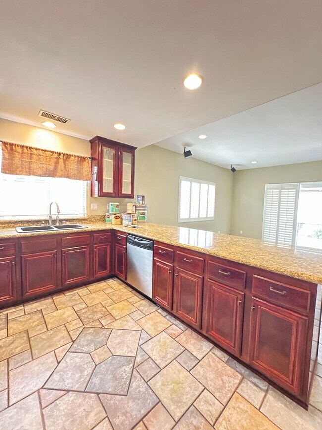 Building Photo - Downtown Huntington Beach - Beachfront Gorgeous Home - Stunning Remodel!!!