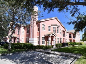 Building Photo - 156 SW Peacock Blvd