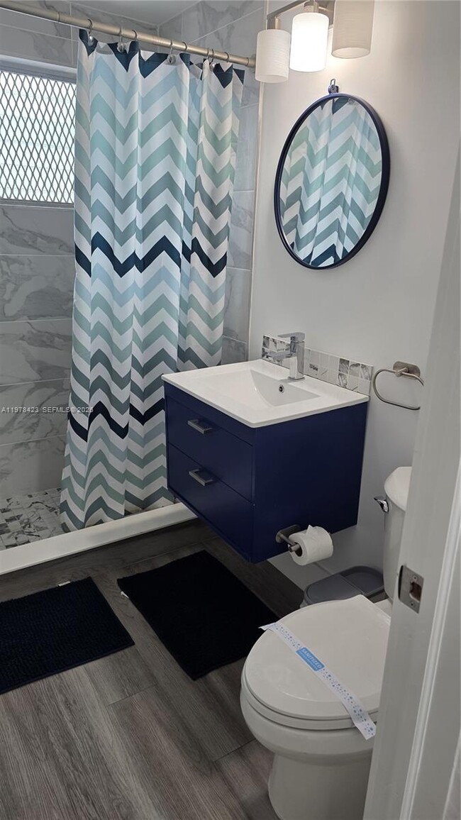 Building Photo - 761 Euclid Ave