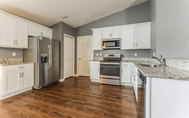 Building Photo - 1435 Piney Branch Cir